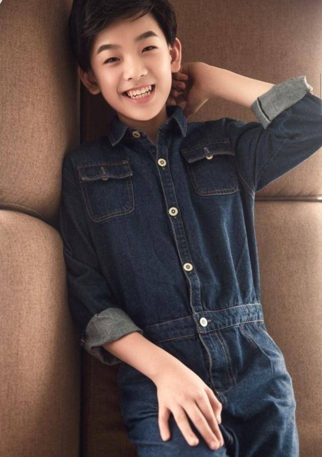 他是最忙的童星, 出道7年拍60部戏, 15岁达到模特身高_黄天崎_张一山