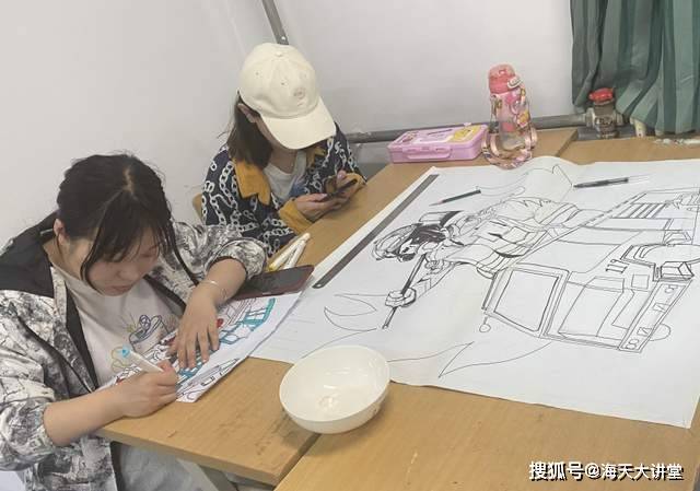 少年強國強陝西工商職業學院開展國家安全教育主題繪畫活動