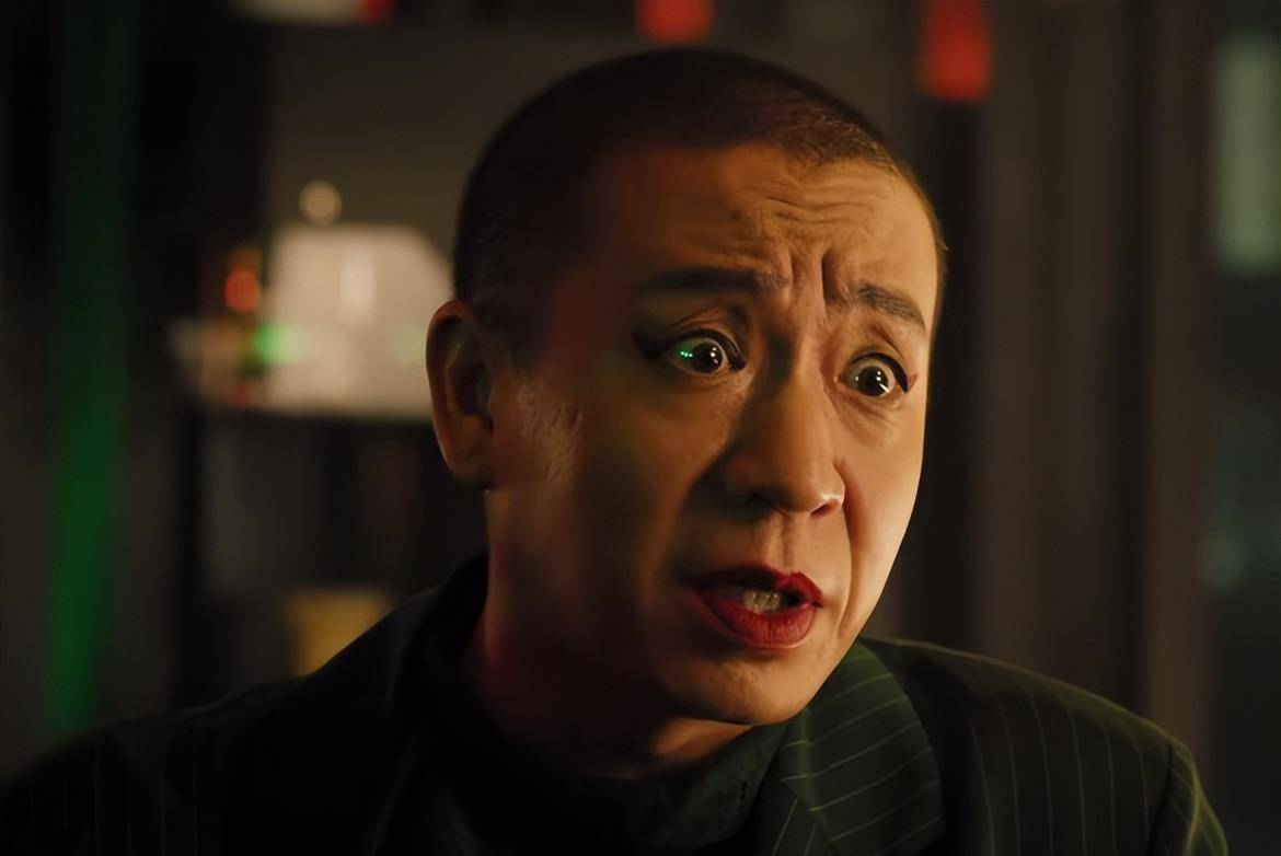 虽然范大明白表面上是个平平无奇没什么特色的小人物,但他没有歧视