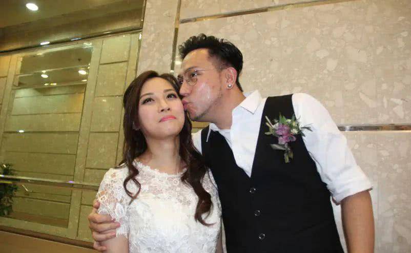 原创59岁戴志伟临老入花丛离开tvb卖保险却背妻暗交年轻女同事