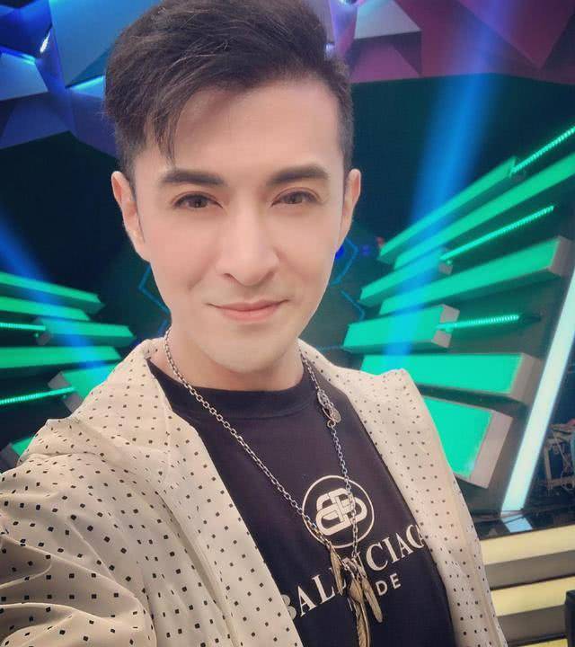 原创183club黄玉荣43岁生日宣布结婚队友送祝福成员现状被曝光