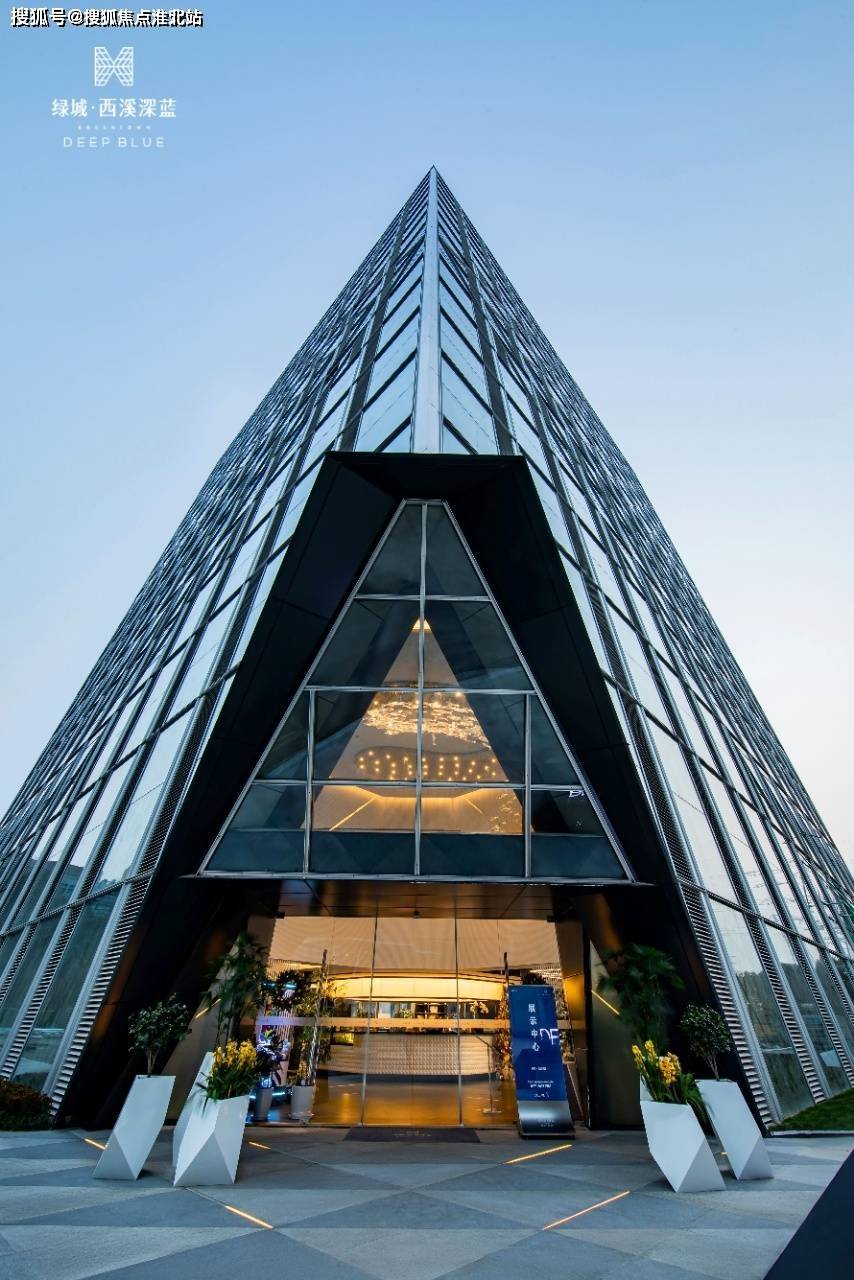 官v认证杭州绿城西溪深蓝真实售楼处曝光丨网上都假的我是真的杭州