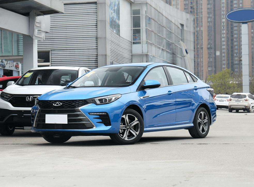 车型布局此外像艾瑞泽5和艾瑞泽5plus也是各有各的设计风格,瑞虎8plus