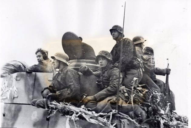 二战1943年7月德国王牌第102勋章步兵师之血战库尔斯克战役_进攻_坦克