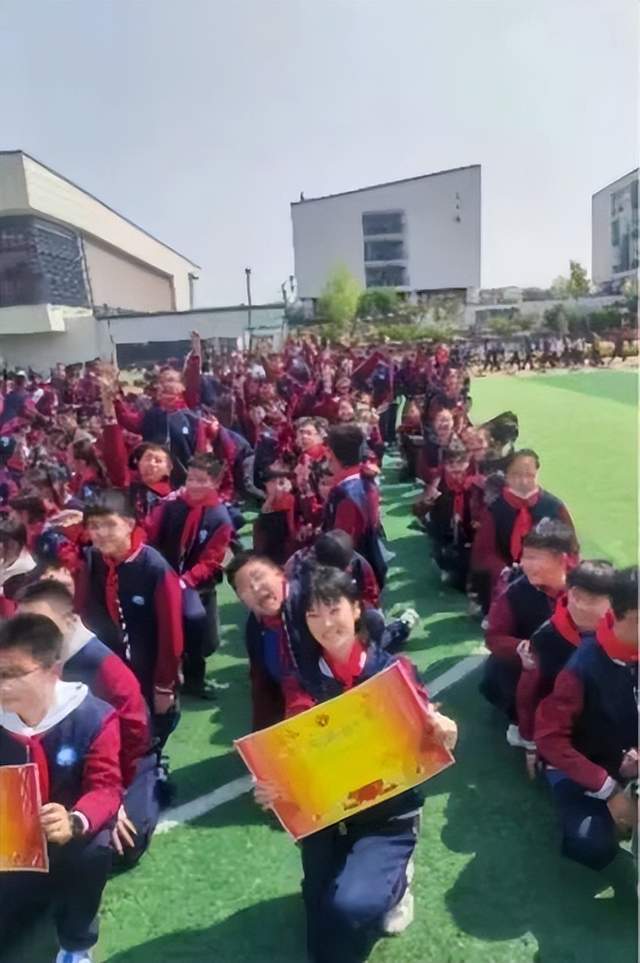 北师大盐城附校小学毕业大作业系列展示之多人多足跑圆满举行