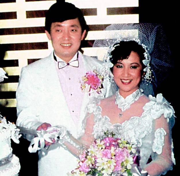 71岁薛家燕右眼病变做插针手术术后马上开工赚钱养家不言退休