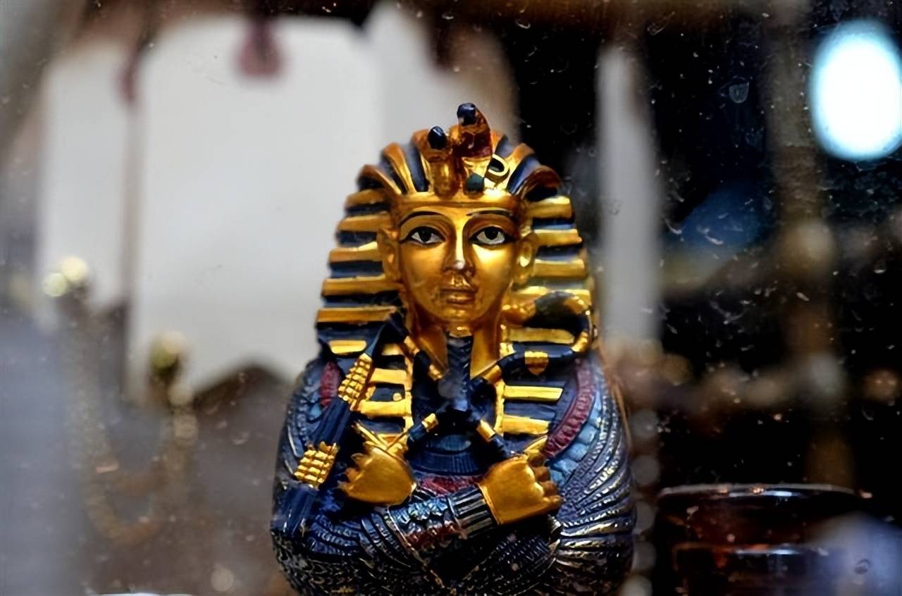原创
            埃及有个“荷鲁斯之眼”，它流传几千年，还有特别的意义
                
                 