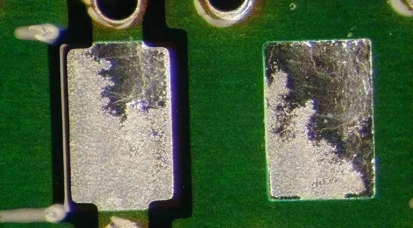 为什么pcb板过孔需要堵上