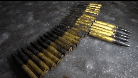 挖到几十枚苏联t34坦克炮弹来看它与德军坦克的精彩对决