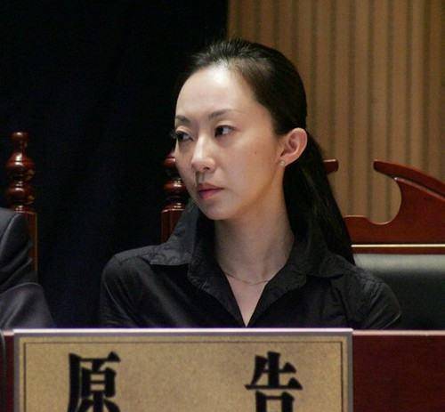 原创侯瓒作为侯耀文的长女她是怎么评价师哥郭德纲的