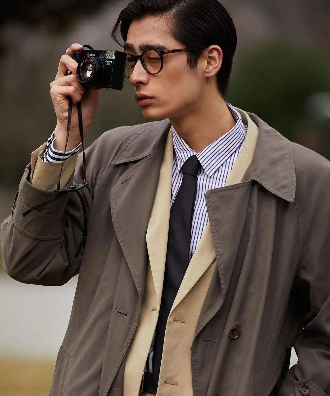 原创权志龙新旧女友同时秀出衣服照网友说jennie比水原好看但水原比她