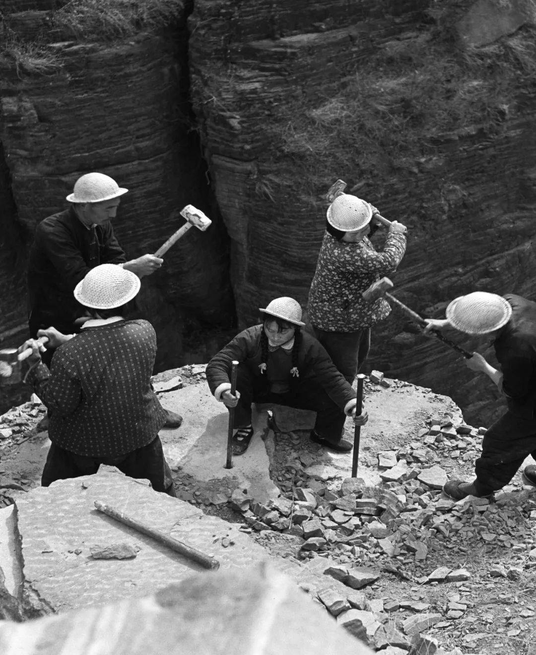 红旗渠今天致敬每一个你