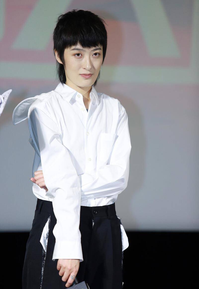 原创67曾轶可争议不断包小柏留她没我今机场事件再起哗然