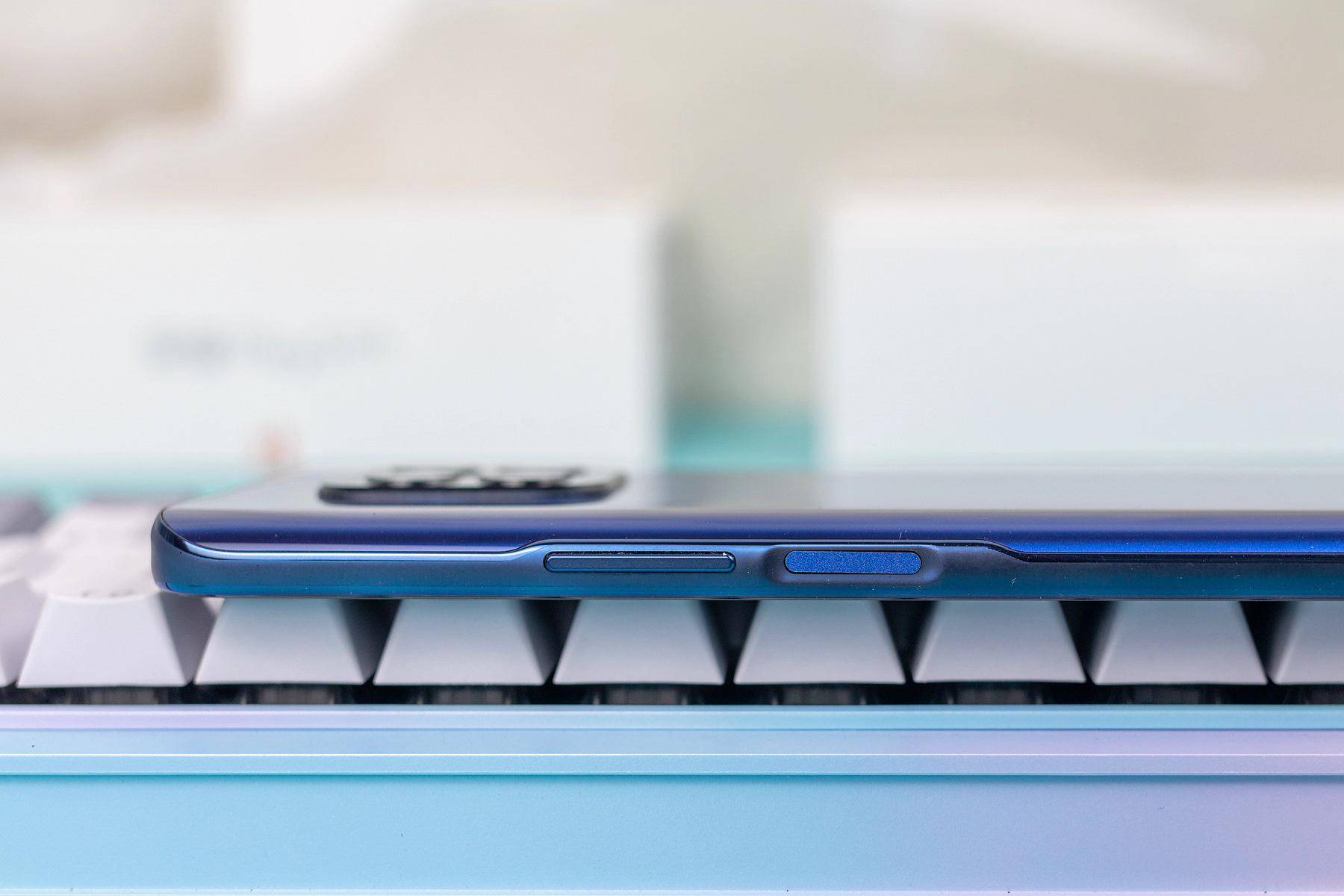 千元机里的拍照“显微镜”:荣耀play5活力版评测