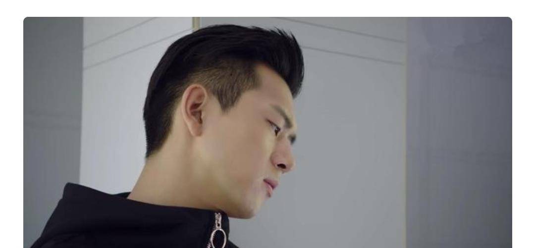 原创生了儿子像李现妈妈怀娃时韩商言看多了工作室回应太搞笑