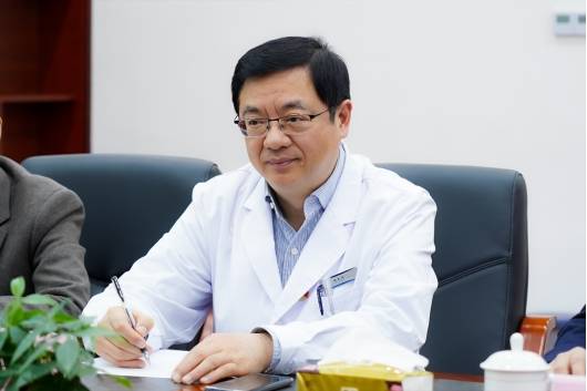 安徽中医药大学针灸推拿学院康复医学院一行到访华安脑科医院