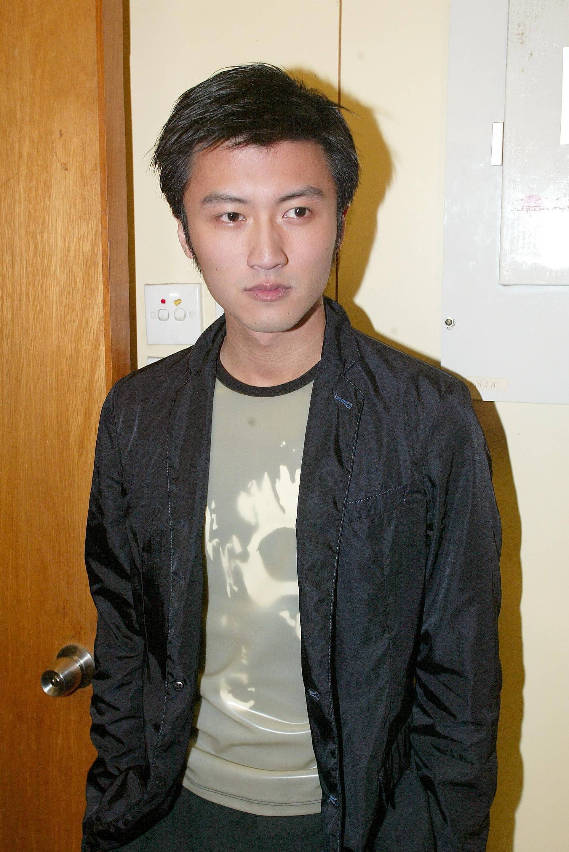 原创9位40岁男星出道至今对比多个男神被指崩坏只有一人完胜其他