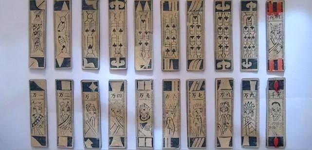 因麻将馆收费贵2017年四川小伙发明纸牌麻将有人出50万其买专利