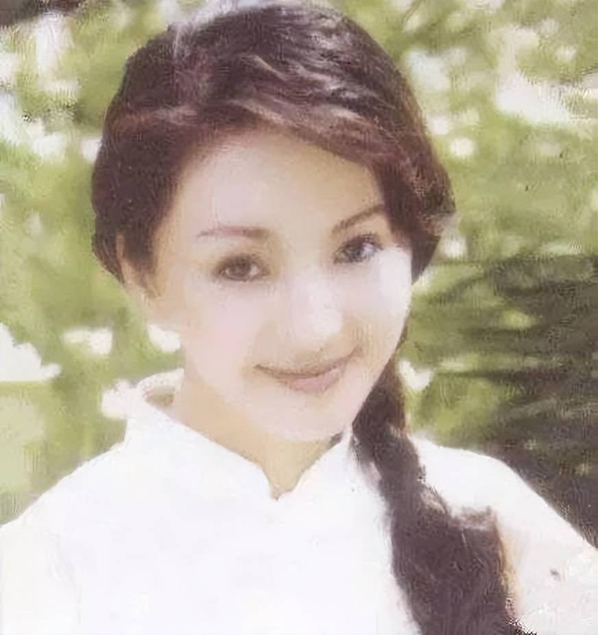 原创香妃刘丹26岁爆红她与爸爸哥哥接连离世成母亲余生之痛