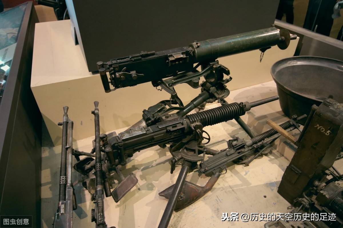 二战德国的mg34机枪被誉世界上最好机枪之一中国为何没有引进