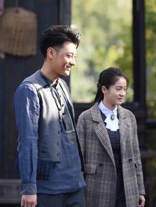 原创张雪迎直言女星不愿和黄子韬拍吻戏原来杨幂没说谎