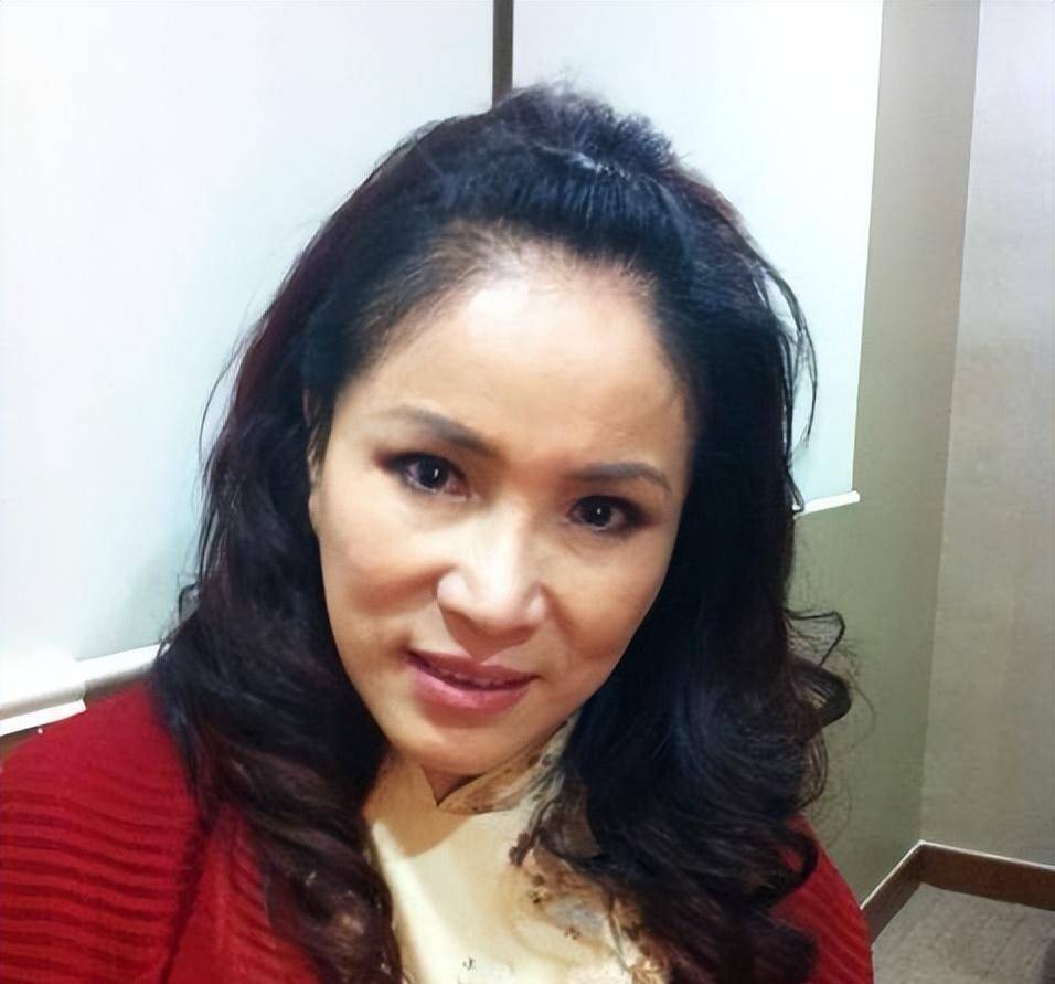 3病缠身大崩溃!李亚萍被爆到处借钱,房贷2200万月花25万_余天_余苑绮_