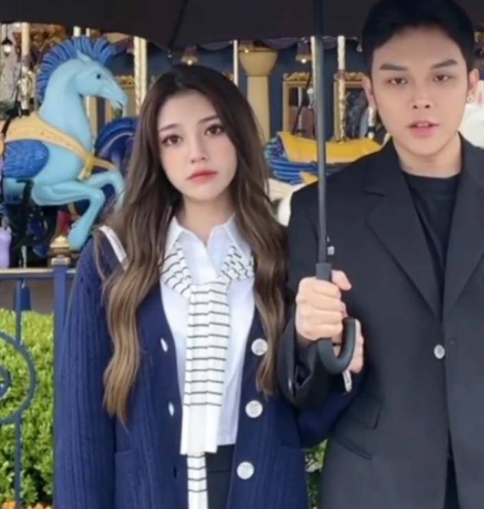 原来她身份大有来头,韩安冉不是对手_先生_直播间_关系