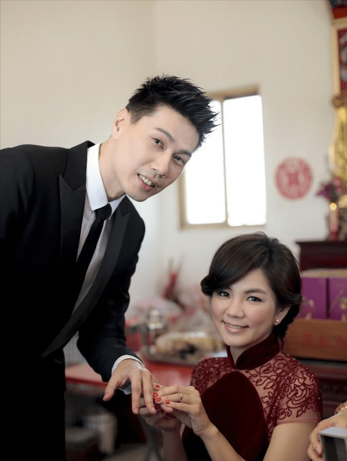 这和陈乔恩夫妇有几分相似,丈夫alan也是从马来西亚来到台湾和陈乔恩