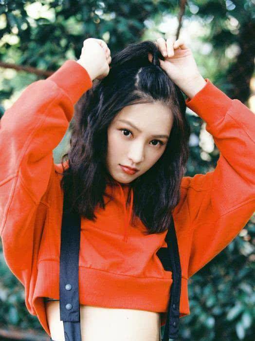 还记得武大樱花女神黄灿灿么颜值巅峰美过baby如今变这样
