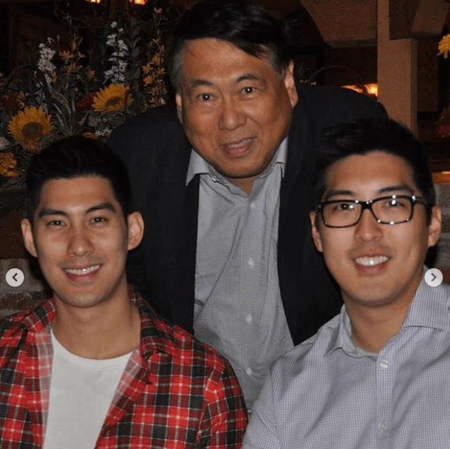 原创高以翔挚友毛加恩透露父亲突然去世一年内丧女丧父大受打击