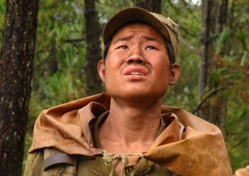 娱圈观·05-07 17:19嘎子哥扮演关羽,被网友吐槽为"最丑关羽",毫无