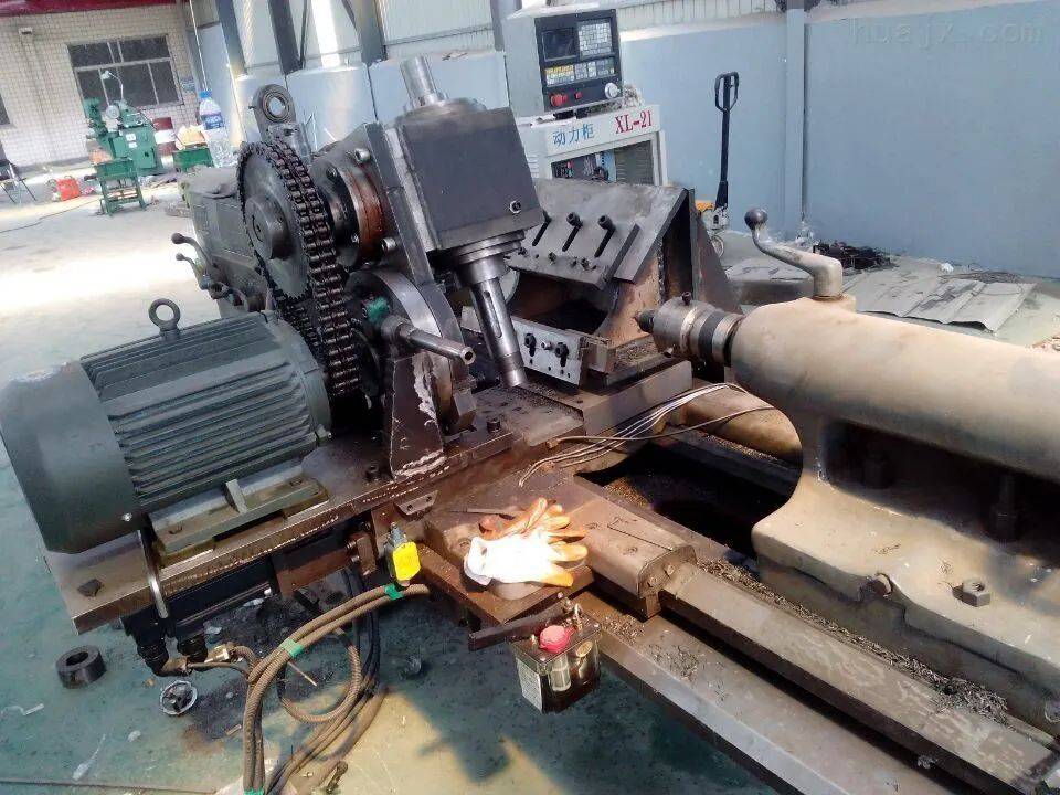 数控车床维修月入过万老师傅说确实年轻人还是不愿意干