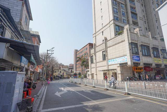 这里堪称海珠区最美的一条街,骑楼古朴,满满生活味_广州_福西路_岭南