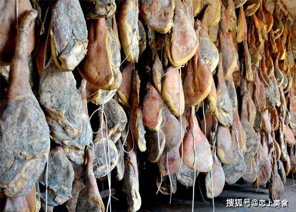 原创
中西火腿大比拼:金华火腿完败欧洲火腿,网友:我们输得心服口服