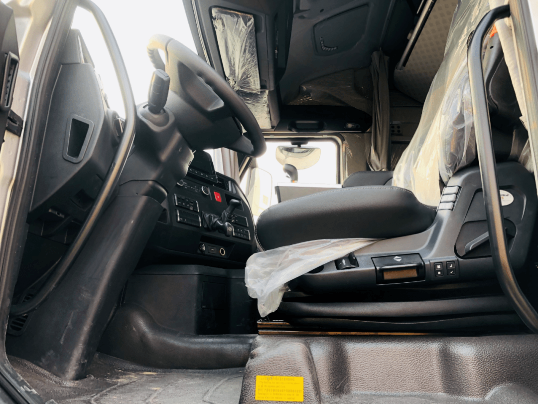 40万黄河x7挑战进口卡车!风阻0.37 570马力 续航4000公里