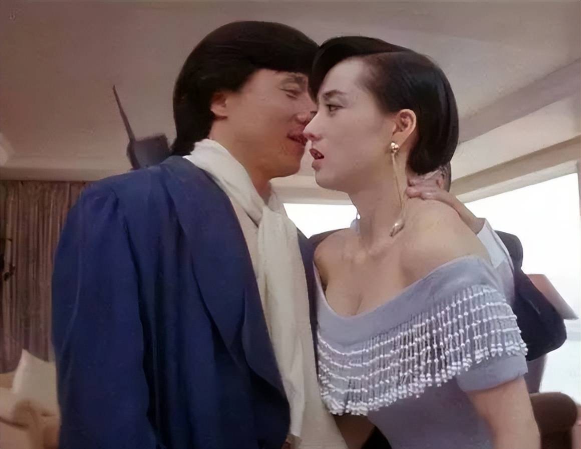 让李连杰苦等十年非她不娶的利智到底有何魅力