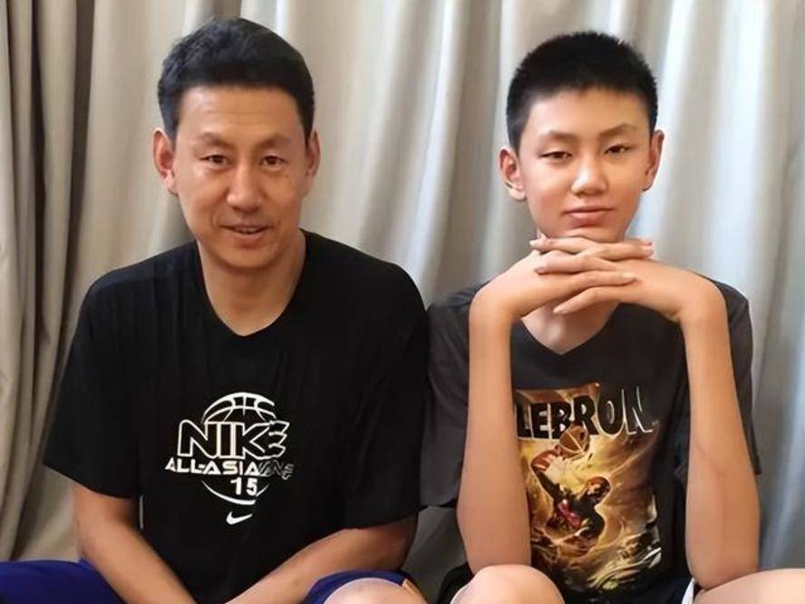 李楠之子,李禄瞳,有着出色的静态天赋,他的身高和臂展令人惊叹.