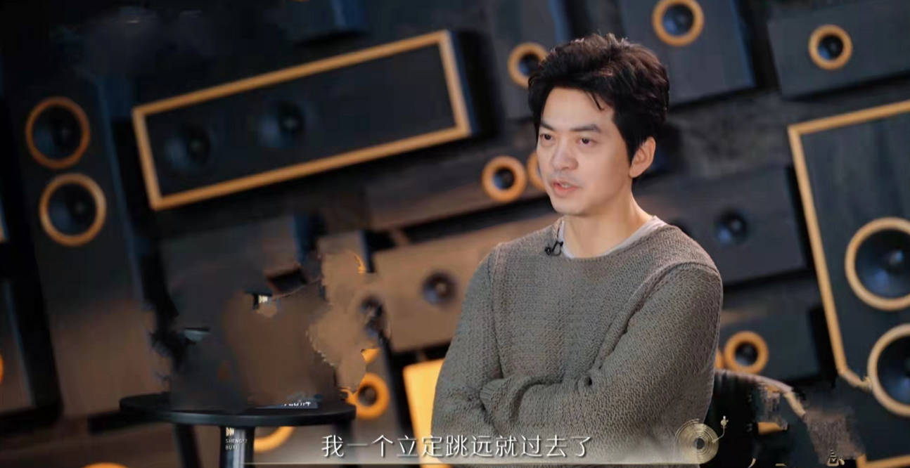 《声生不息》中的3位喜剧人,李健是快乐源泉,另两位堪称搞笑女_周笔畅