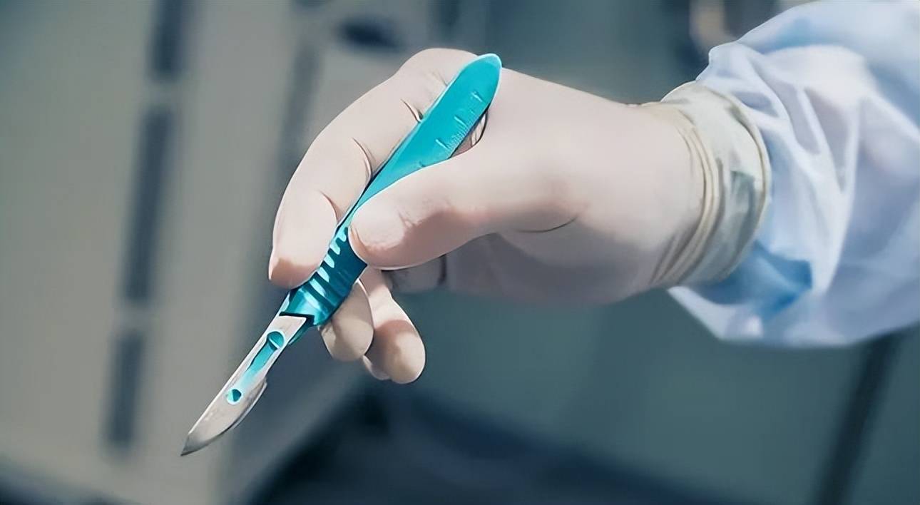 他是法医秦明的老师首例新冠遗体解剖者法医界的大拿级人物