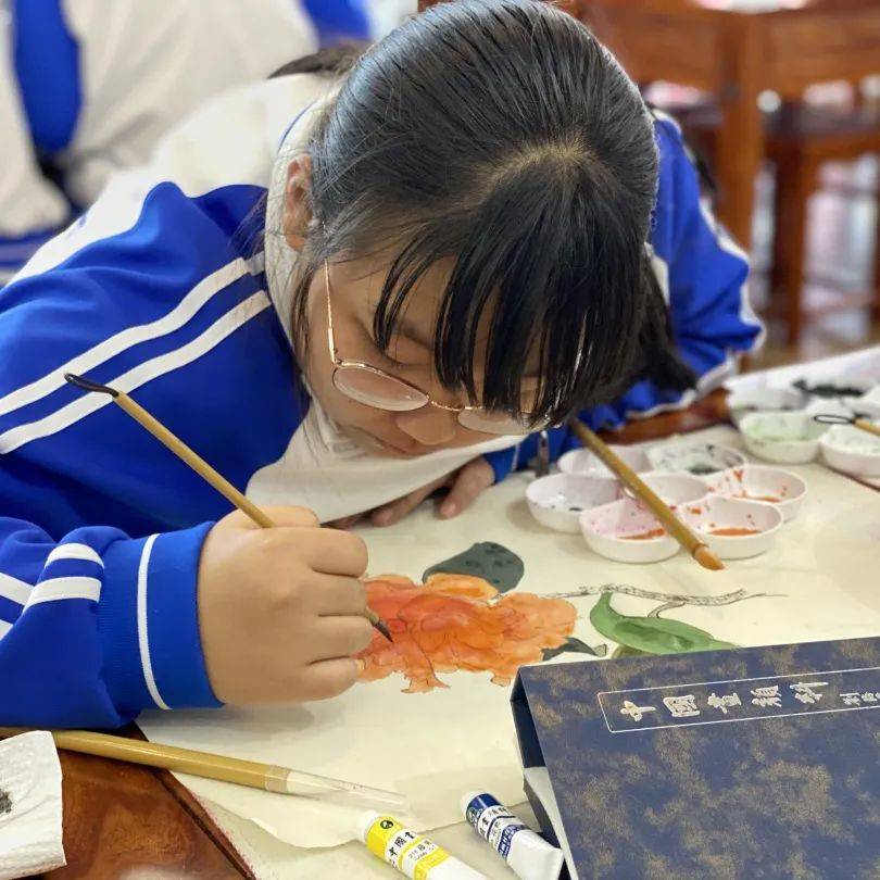 大美育人清华大学美术学院给中学生的美育课