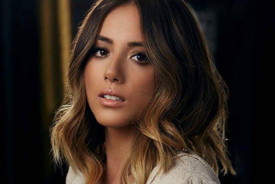 她是中美混血女星闯荡娱乐圈屡屡碰壁靠掩盖血统得好莱坞青睐