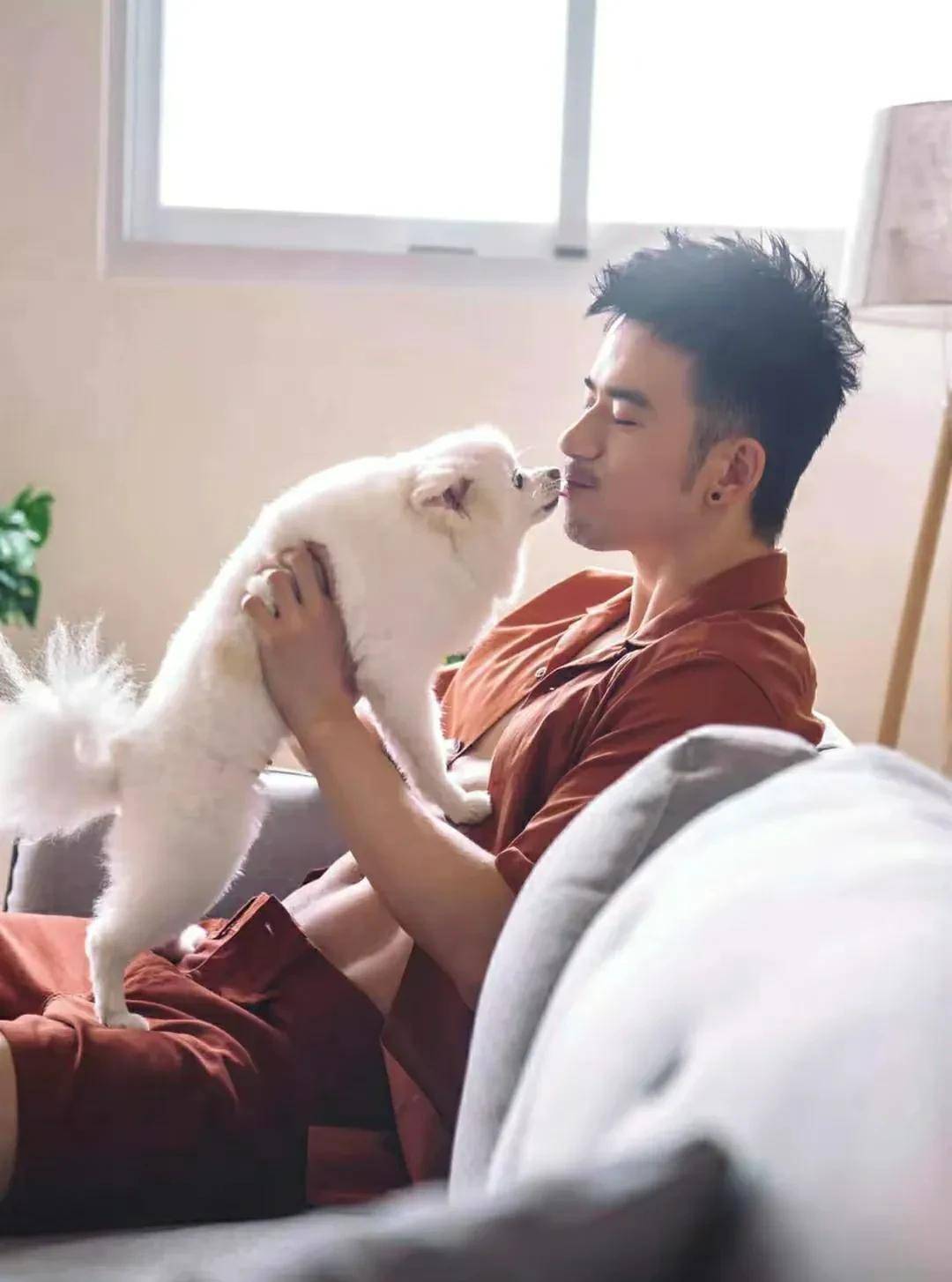 纪言恺超级性感居家写真,真空半裸性感无敌,你喜欢么?_男人_肌肉_腹肌