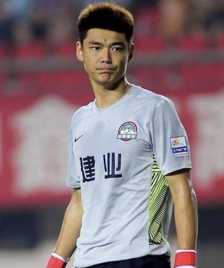 有多少从这走出去的球员混得比原来好_建业队_曾诚_球迷