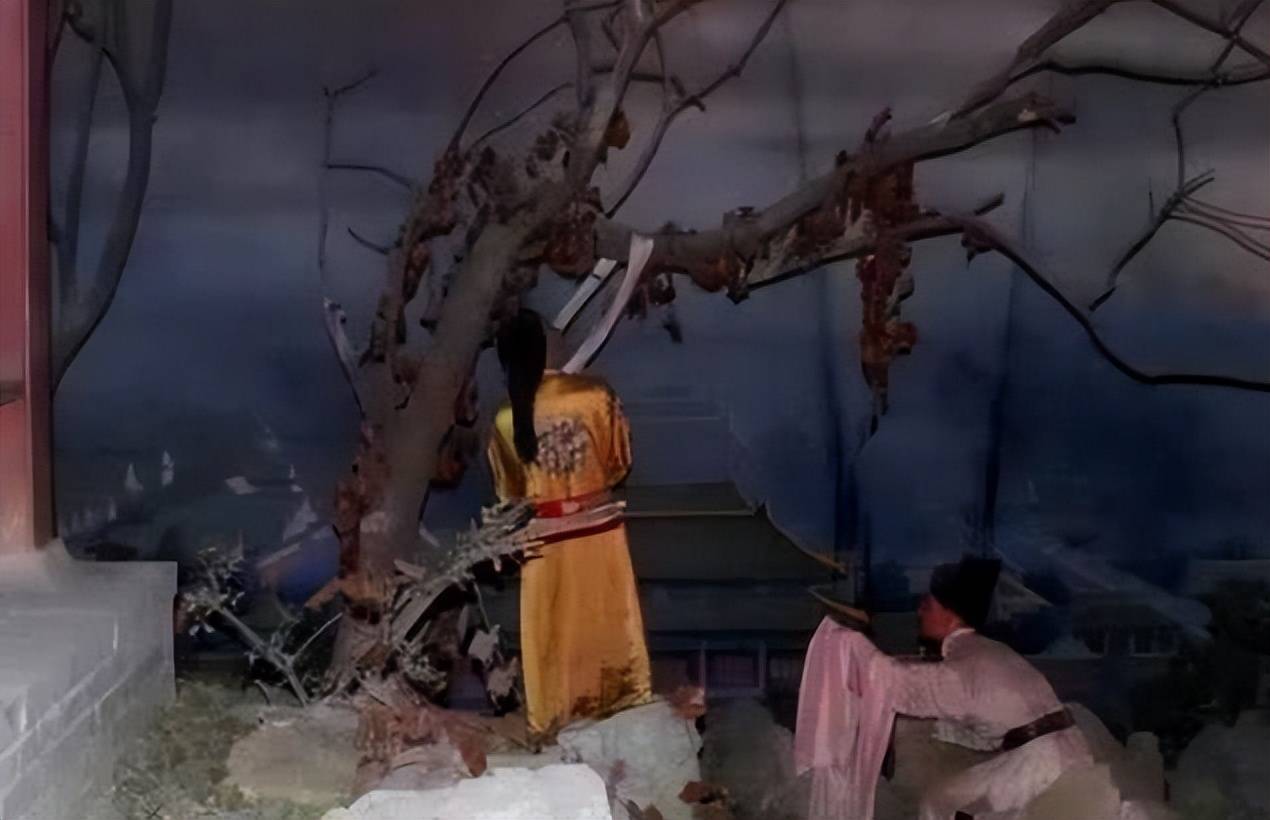 公元1644年3日18日,崇祯赐死皇后,砍死幼女,妃嫔,赐死嫂嫂懿安皇后