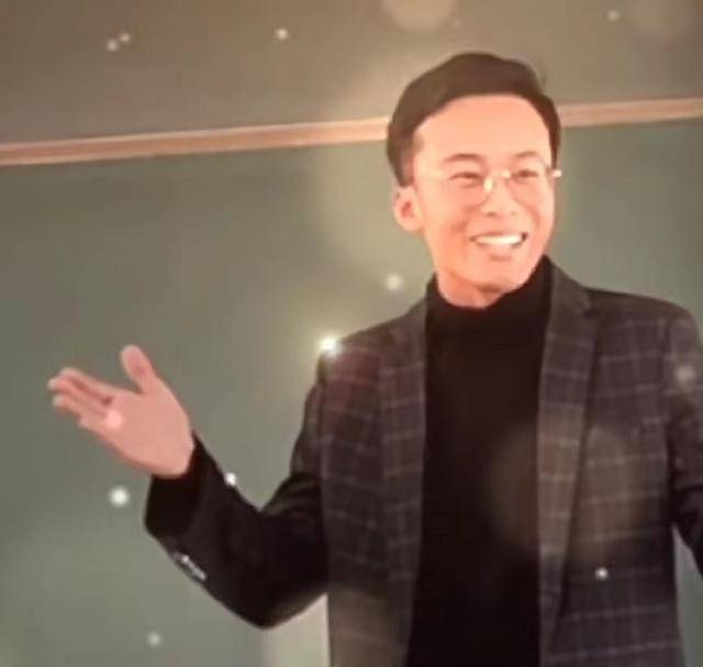 原创郎才女貌孙卓物理老师迎来恋爱一周年卓妈评论区发祝福超高甜