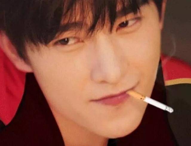 原创同样是男神抽烟躲过了鹿晗闪过了华晨宇却败在了杨洋手上