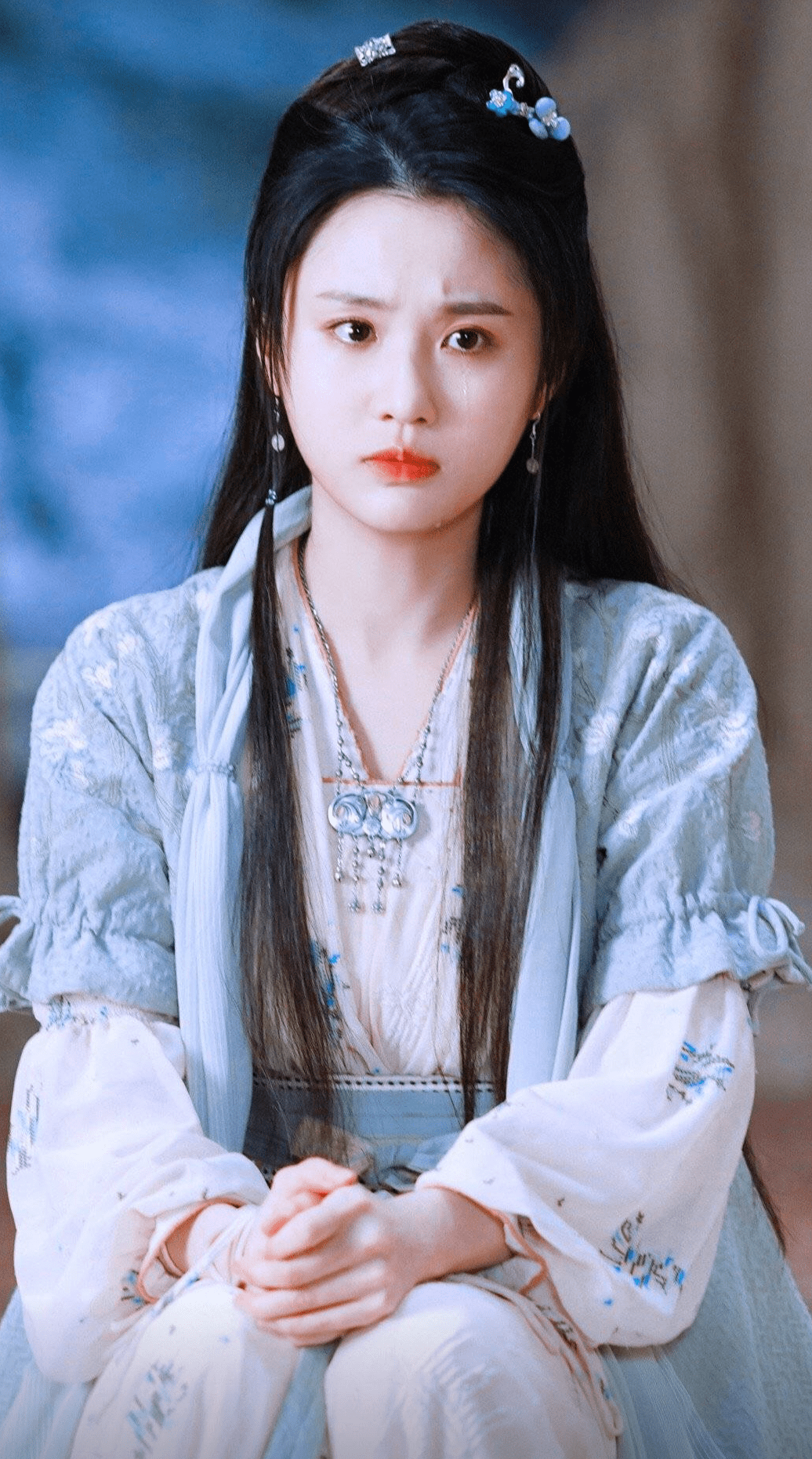 演员发文告别角色:赵丽颖惜字如金,王一博仪式感满满_剧中_周洁琼