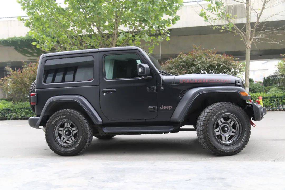 新款双门jeep牧马人全车装贴哑光隐形车衣汽车保护膜