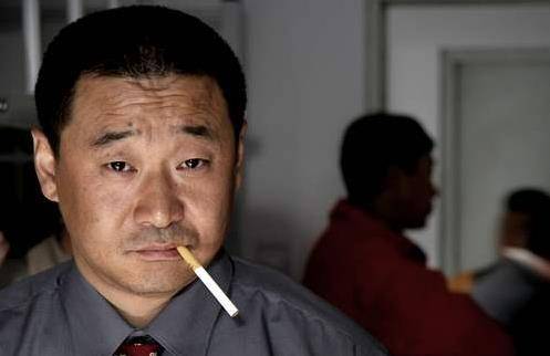 圈里"最低调"的影帝,曾在柜台卖童鞋,46岁成影帝_王景春_电影_刘耀军