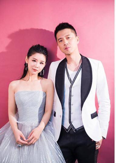 王雷和李小萌的知名度可能没有以上几位的知名度高,而且两人也是非常